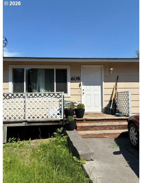 608 Southeast 7th Street Pendleton, OR 97801 - Photo 2 of 17 Gallery Image 2