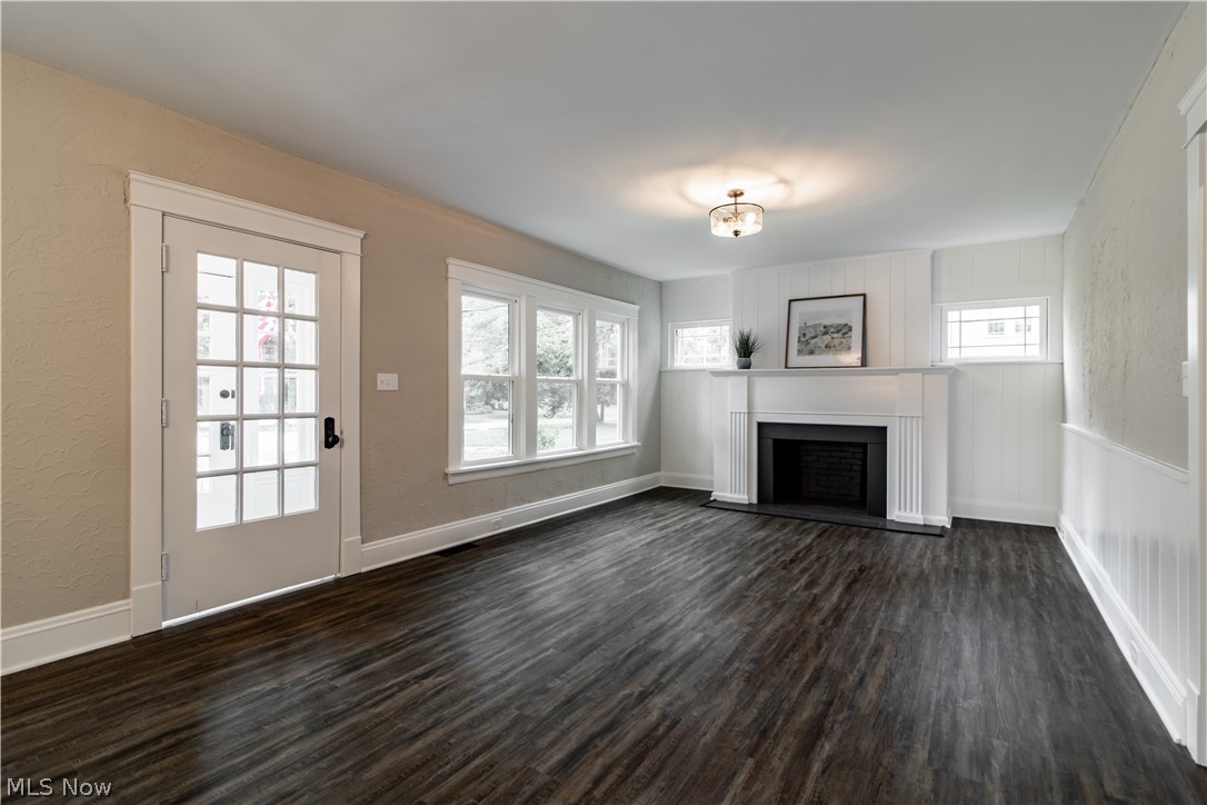 26512 Butternut Ridge Road North Olmsted, OH 44070 - Photo 4 of 31 Gallery Image 4
