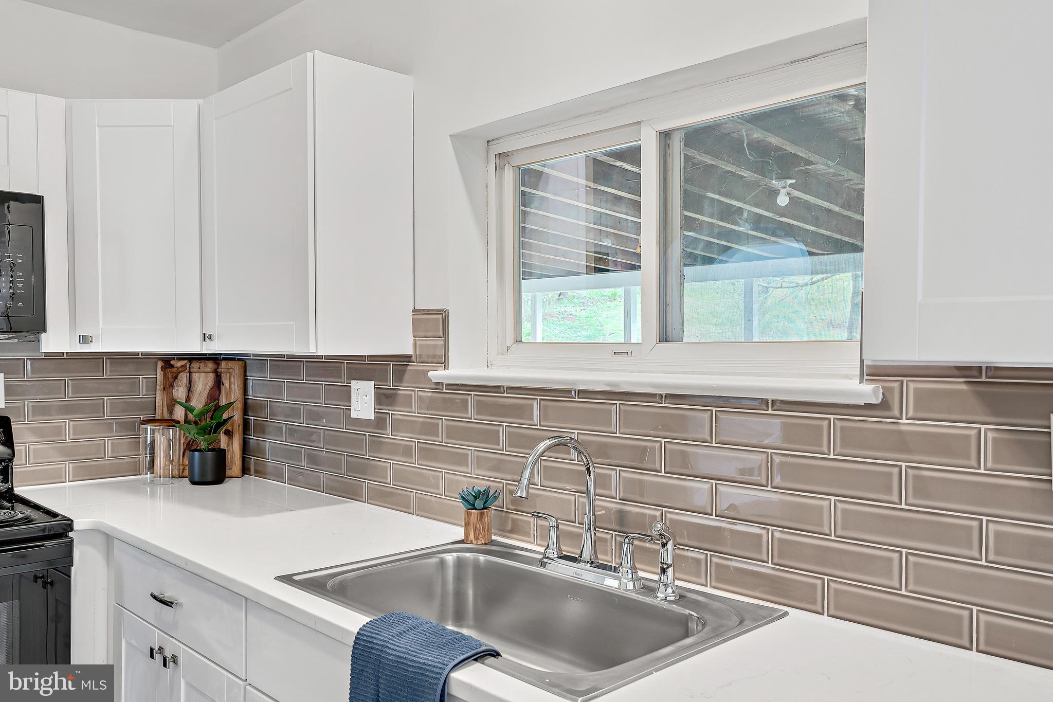 1762 Druck Valley Road York, PA 17406 - Photo 12 of 25 Gallery Image 12
