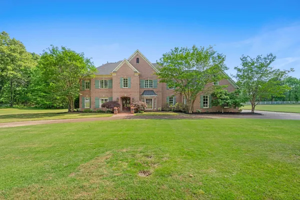 $989,000 | 10491 Graybourne Drive, Eads, TN 38028