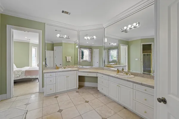 $989,000 | 10491 Graybourne Drive, Eads, TN 38028