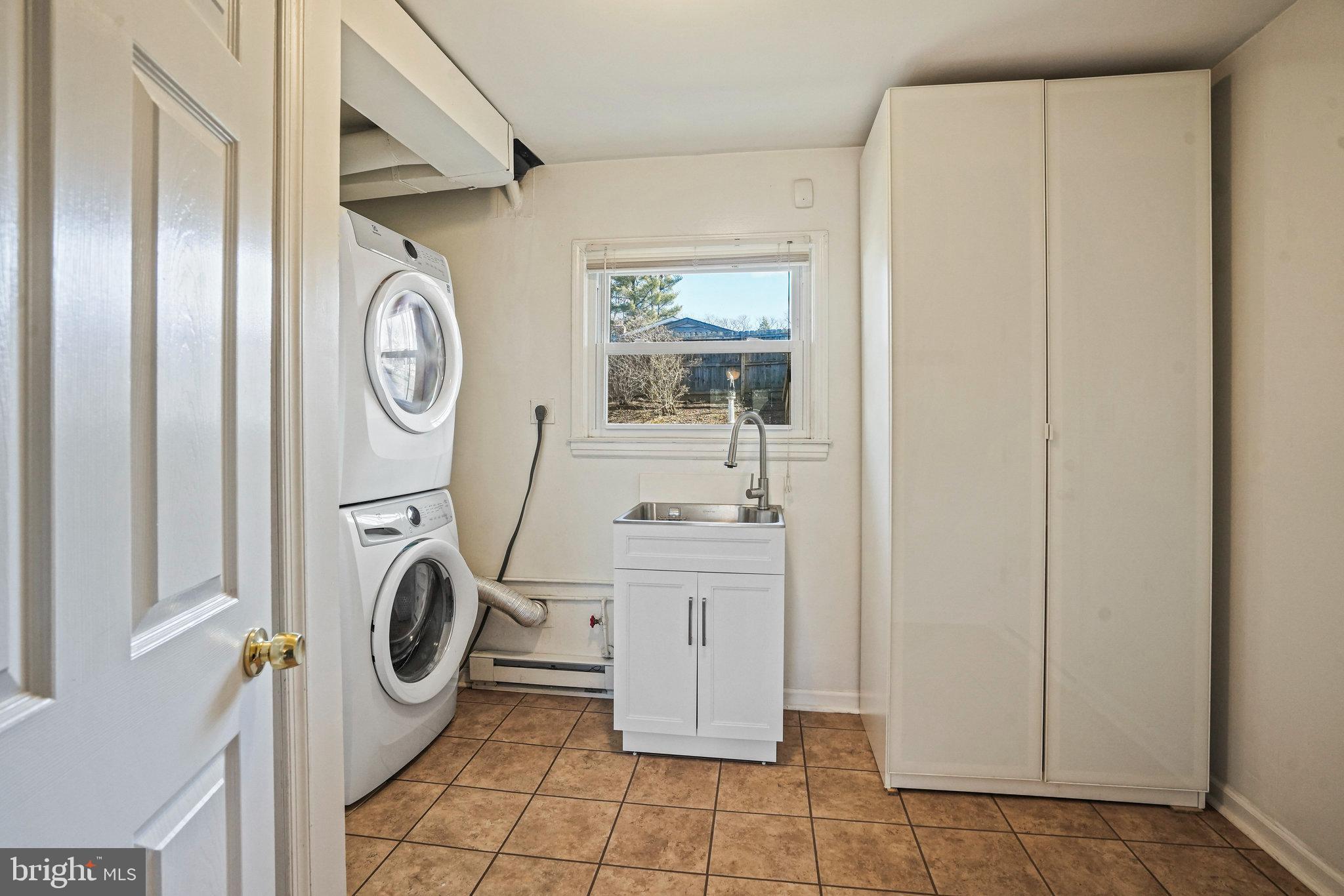 11424 Rambling Road Gaithersburg, MD 20879 - Photo 12 of 24 Gallery Image 12