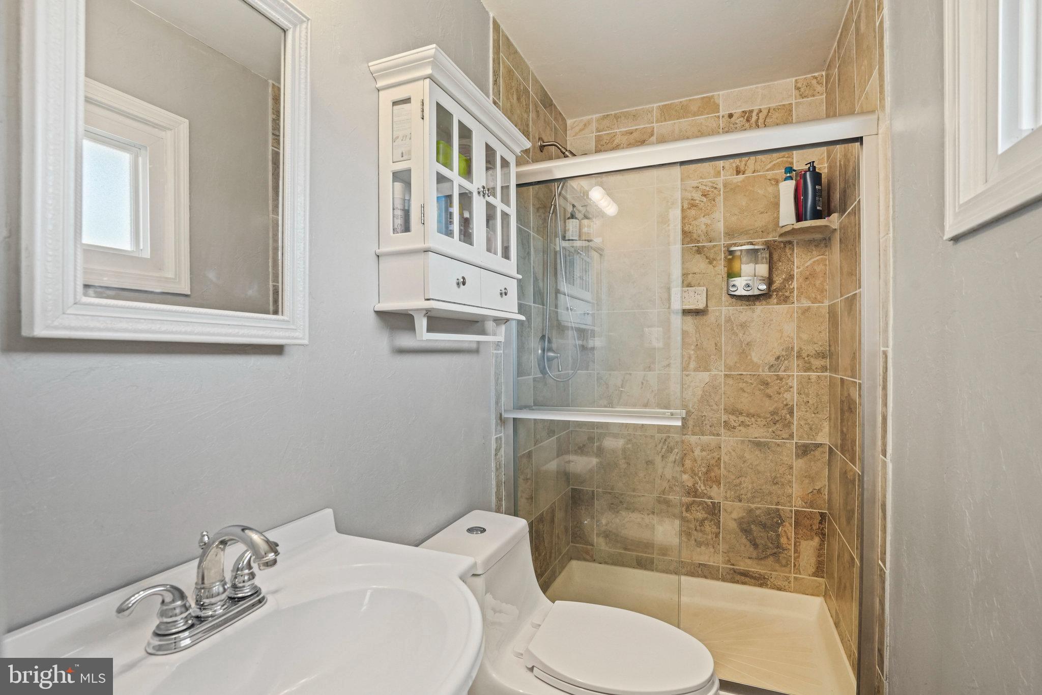 11424 Rambling Road Gaithersburg, MD 20879 - Photo 14 of 24 Gallery Image 14