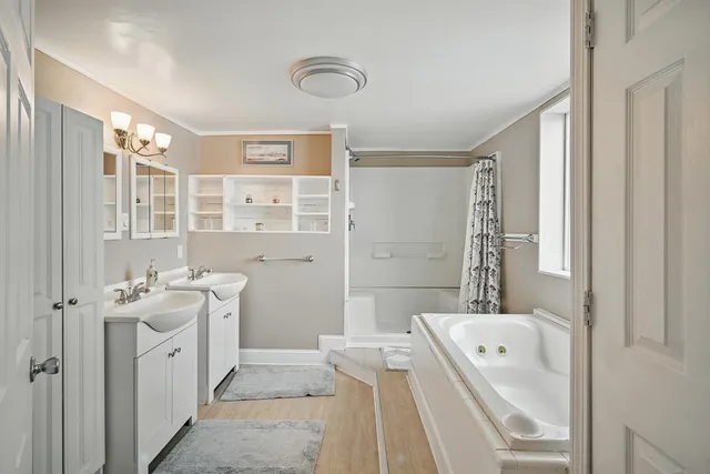 $780,000 | 33 Gerber Lane, Monmouth, ME 04259