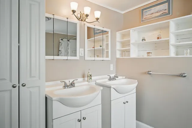 $780,000 | 33 Gerber Lane, Monmouth, ME 04259