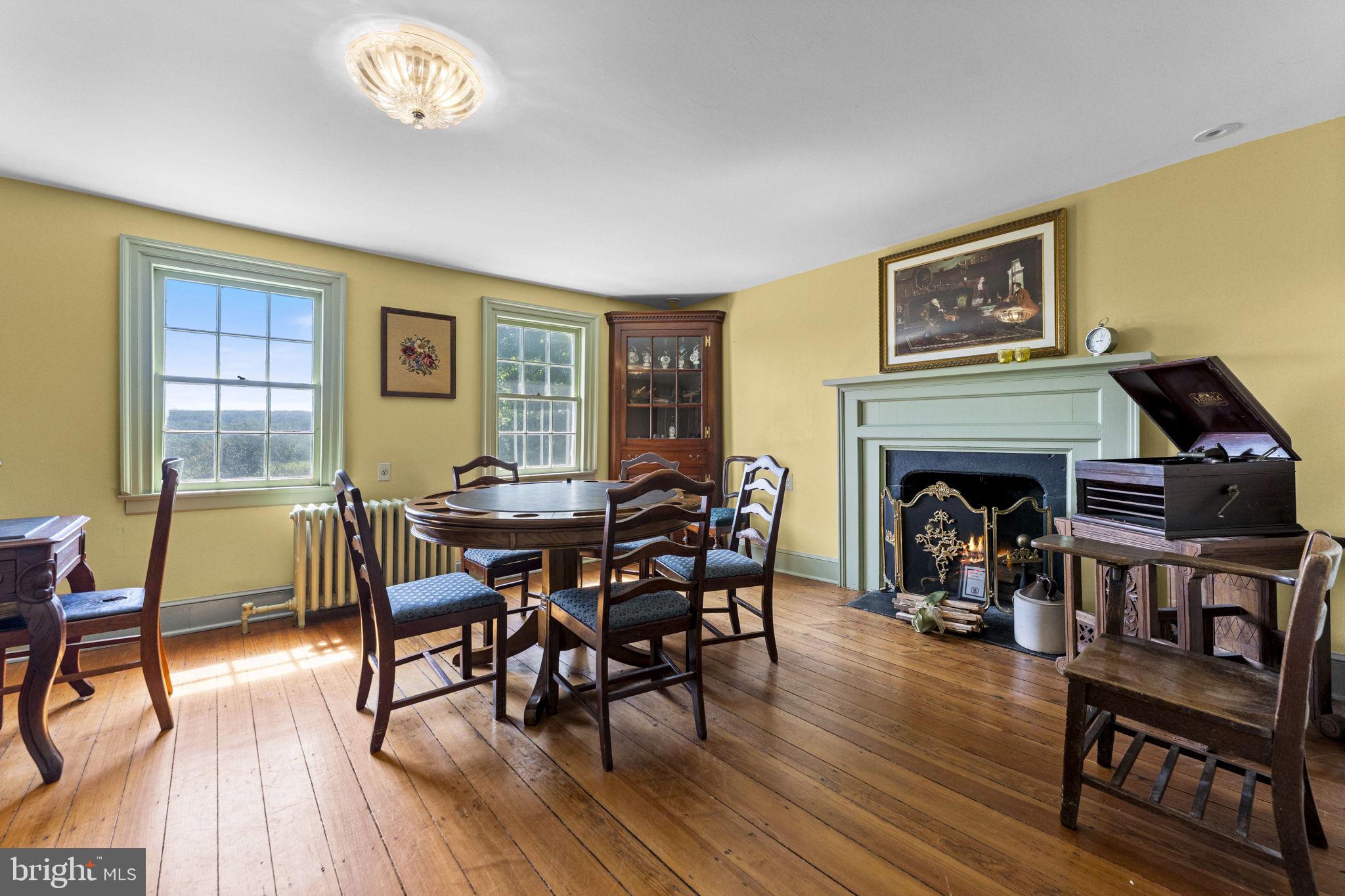 6190 Georgetown Road Broad Run, VA 20137 - Photo 44 of 95 One of several guest tasting rooms in the manor