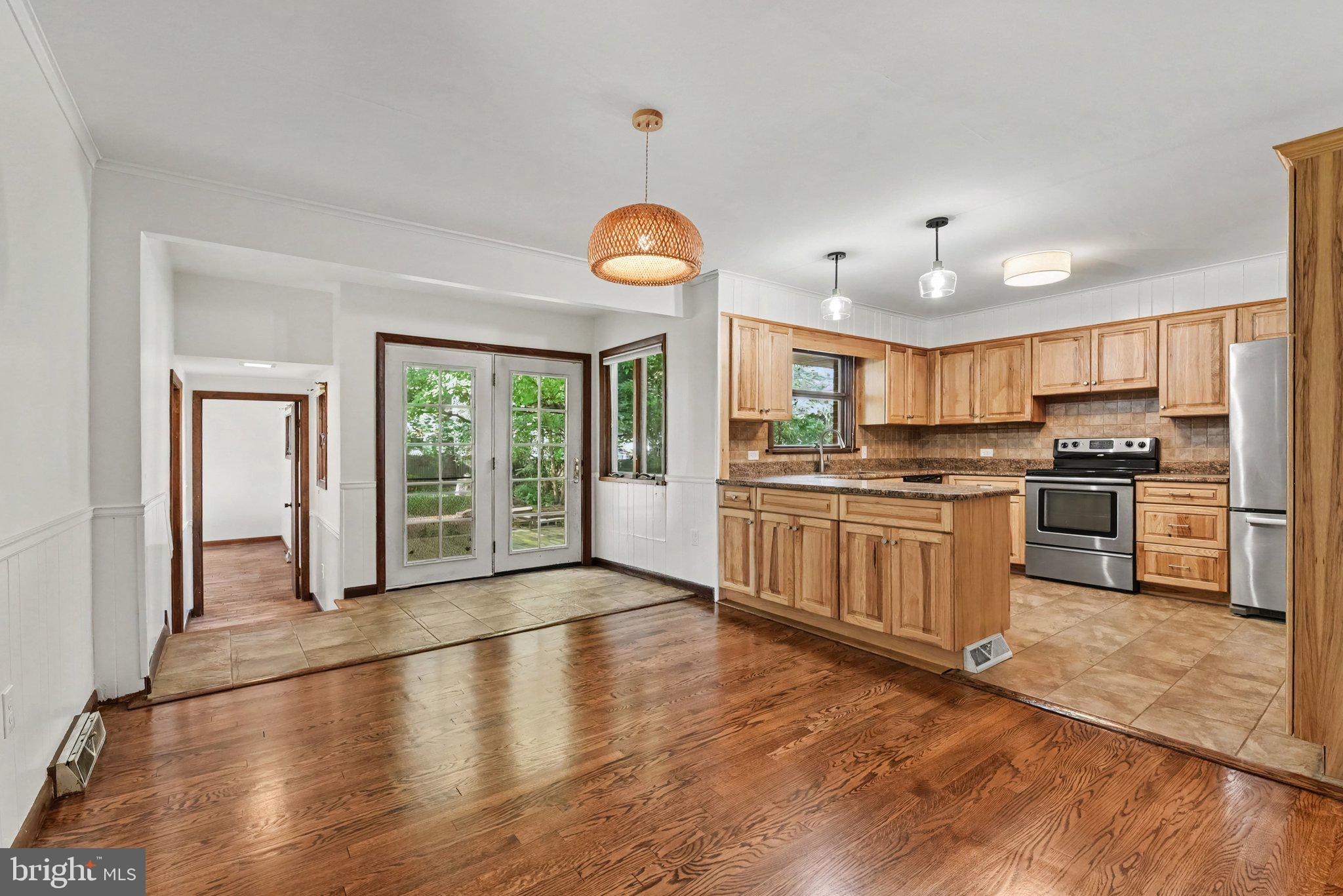 604 Hillcrest Road Hershey, PA 17033 - Photo 4 of 30 Gallery Image 4