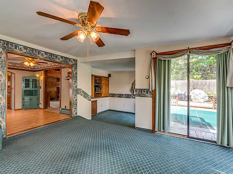 370 Dunlap Street Woonsocket, RI 02895 - Photo 21 of 24 Bonus Room.