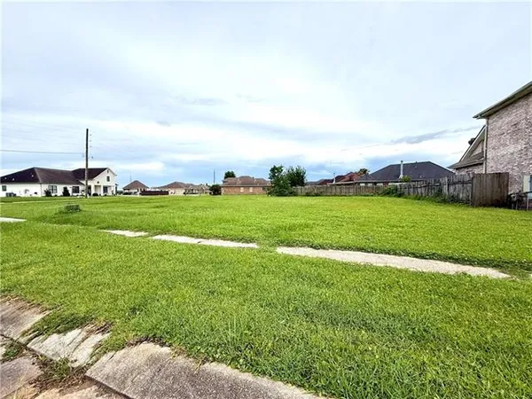 $49,000 | 3513 Debouchel Boulevard, Meraux, LA 70075