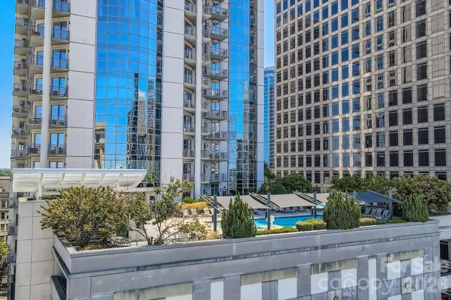 $474,900 | 333 West Trade Street, Unit 708, Charlotte, NC 28202