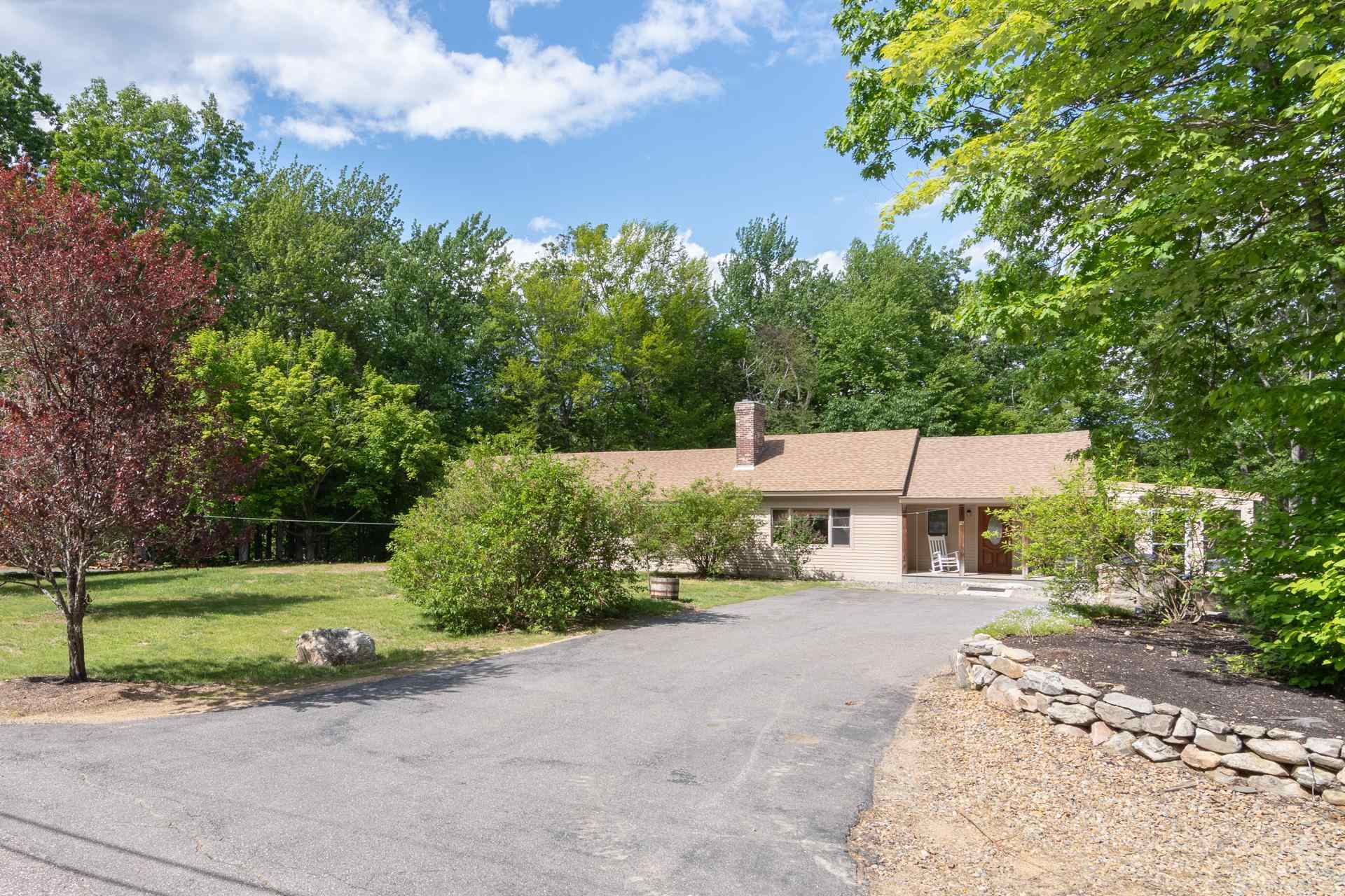 27 Hook Road Gilford, NH 03249 - Photo 1 of 30