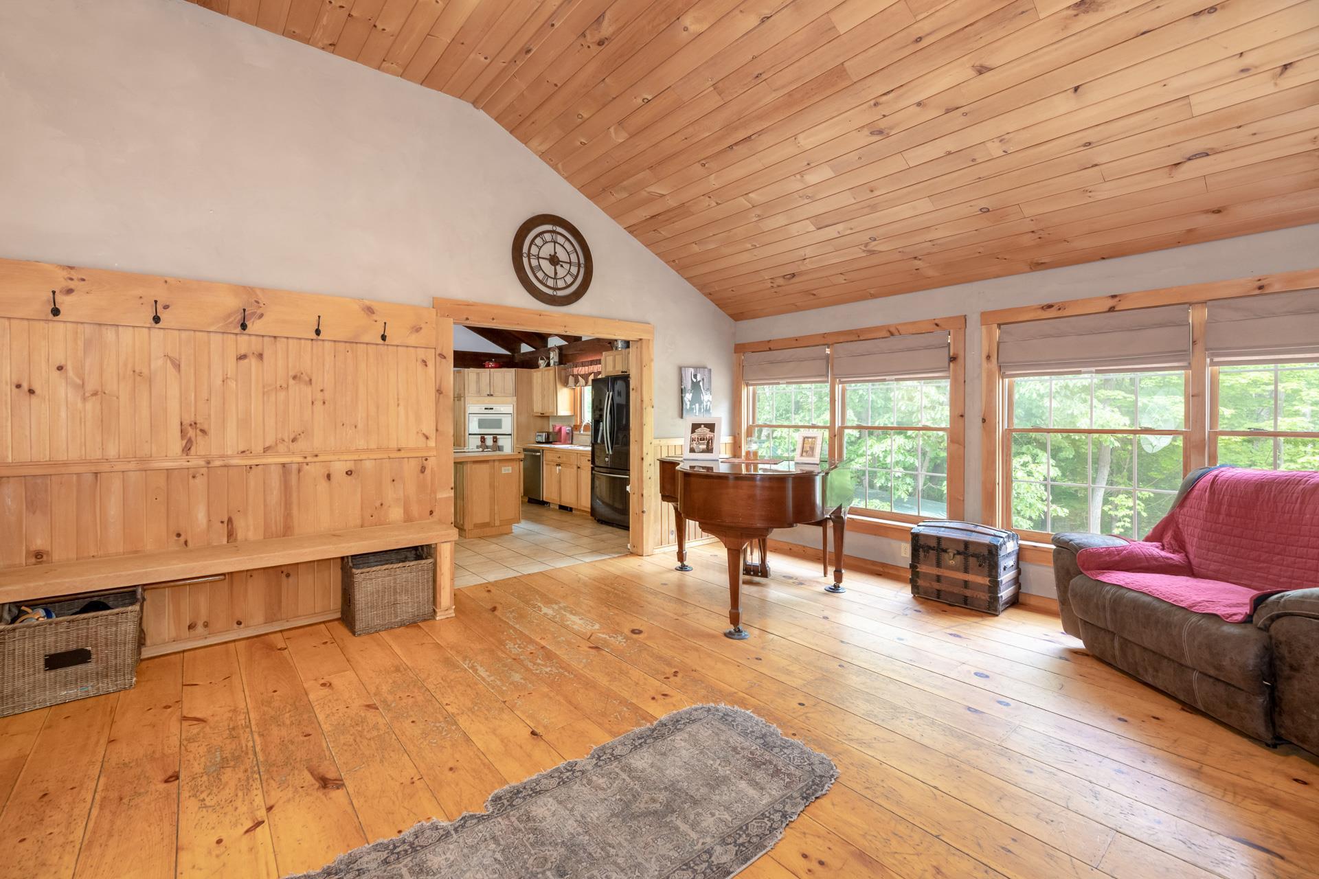 27 Hook Road Gilford, NH 03249 - Photo 11 of 30