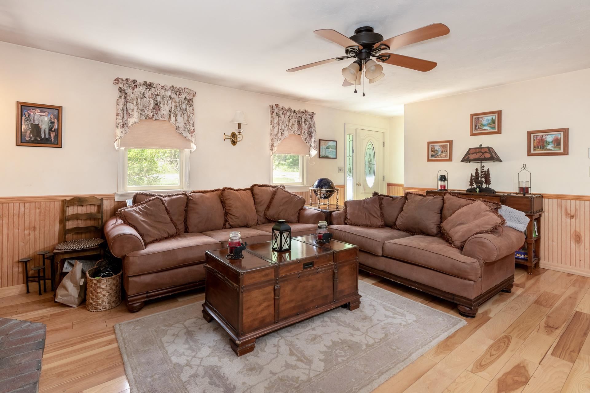 27 Hook Road Gilford, NH 03249 - Photo 15 of 30