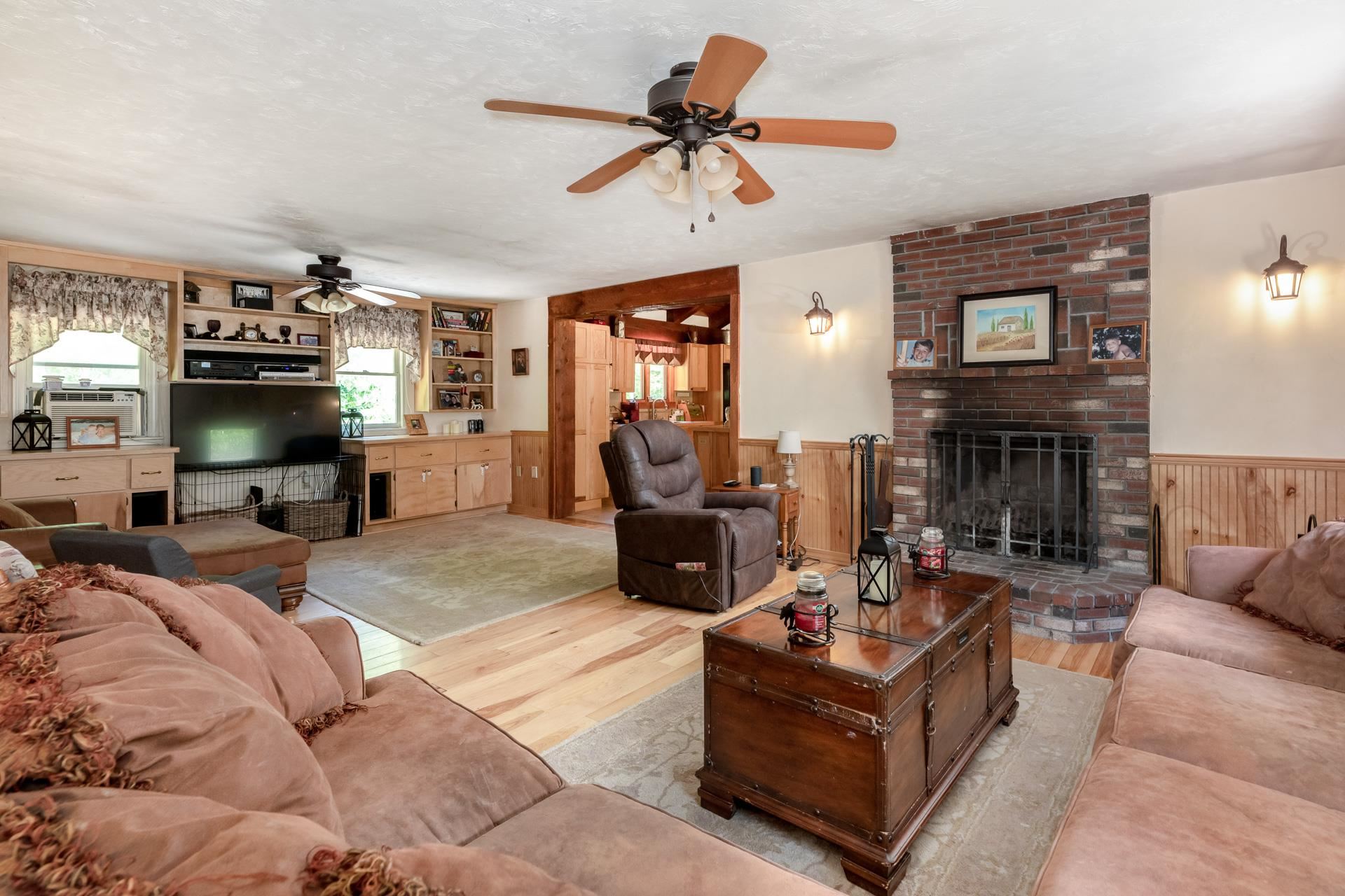 27 Hook Road Gilford, NH 03249 - Photo 16 of 30