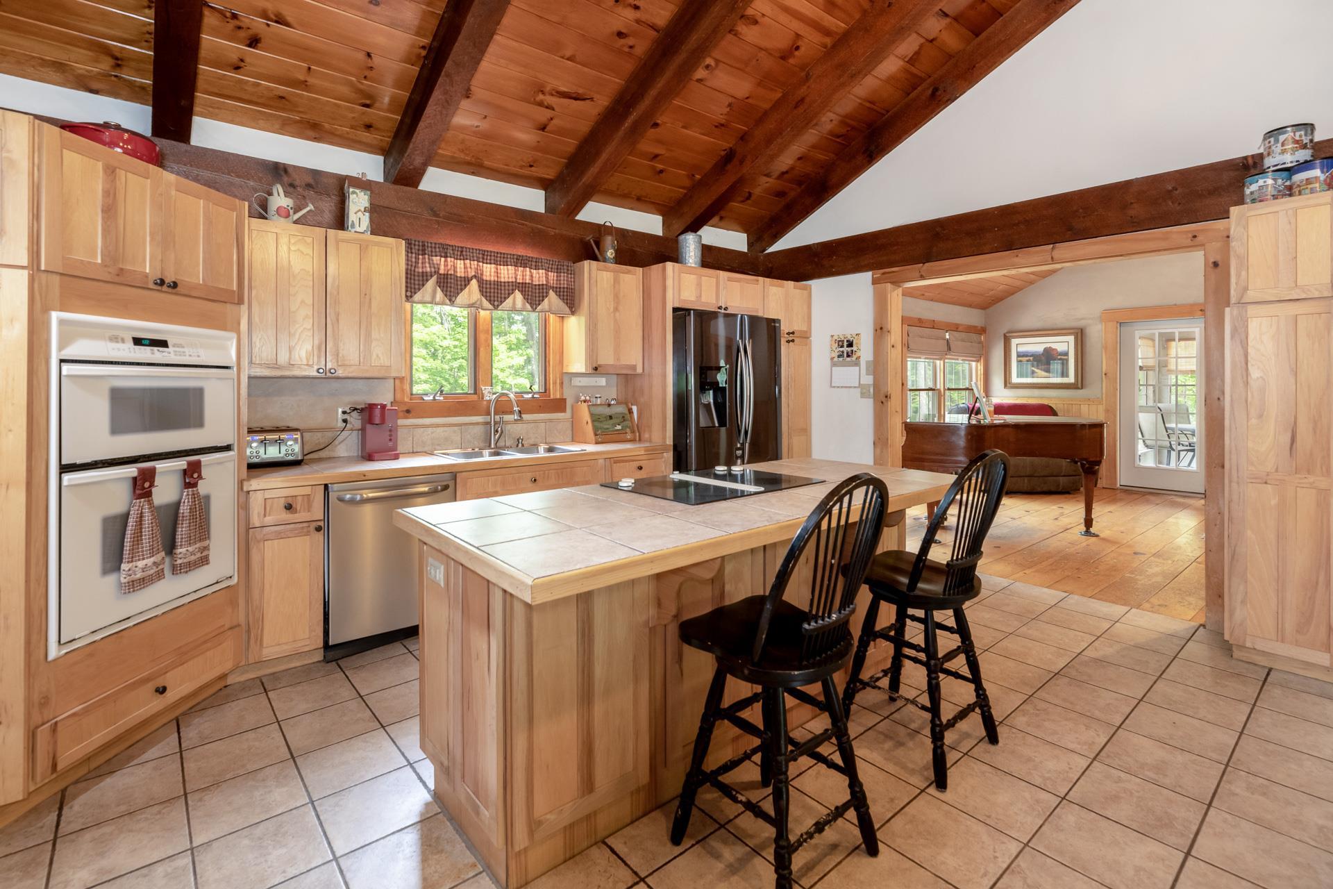 27 Hook Road Gilford, NH 03249 - Photo 5 of 30