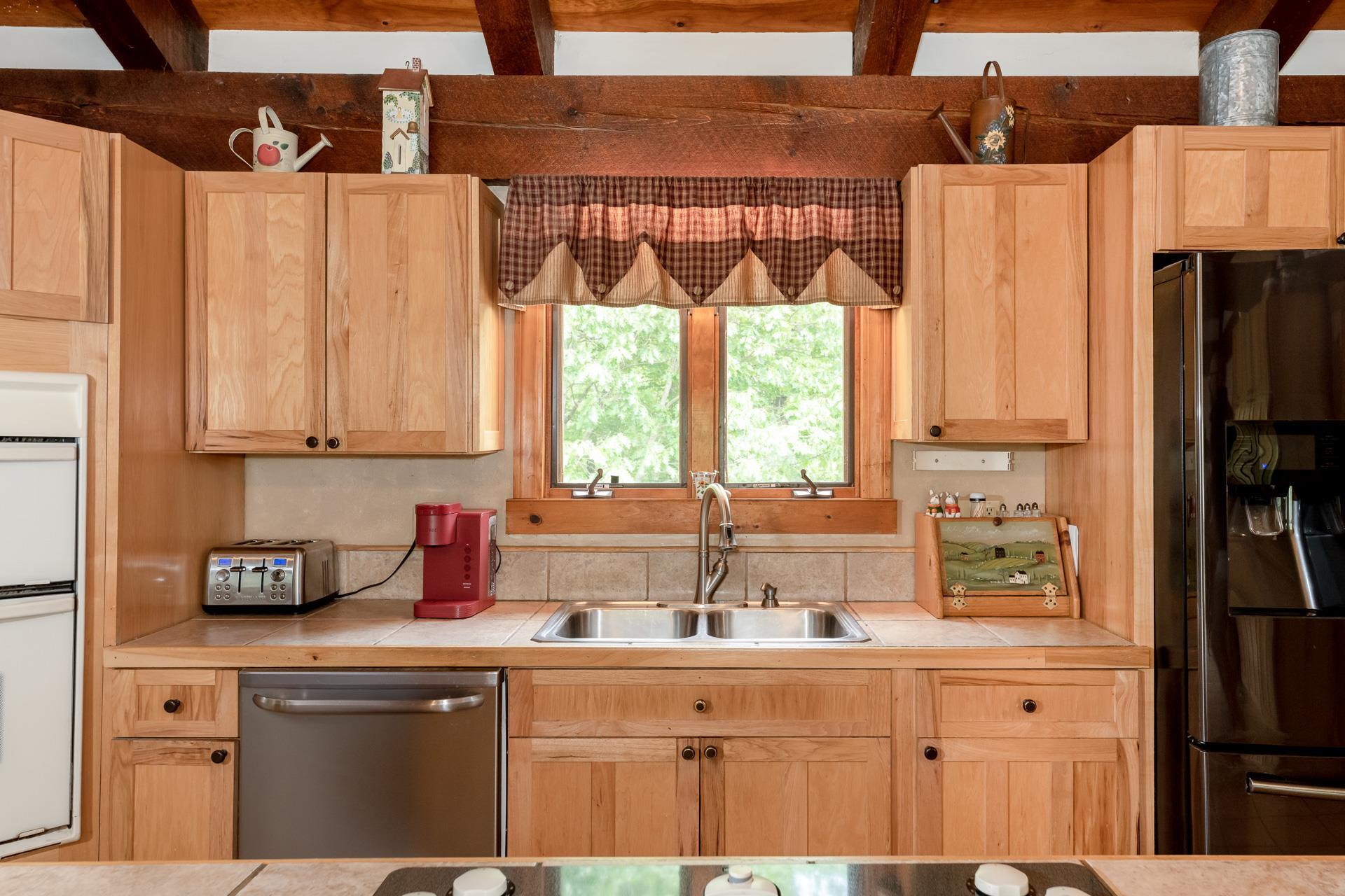 27 Hook Road Gilford, NH 03249 - Photo 7 of 30