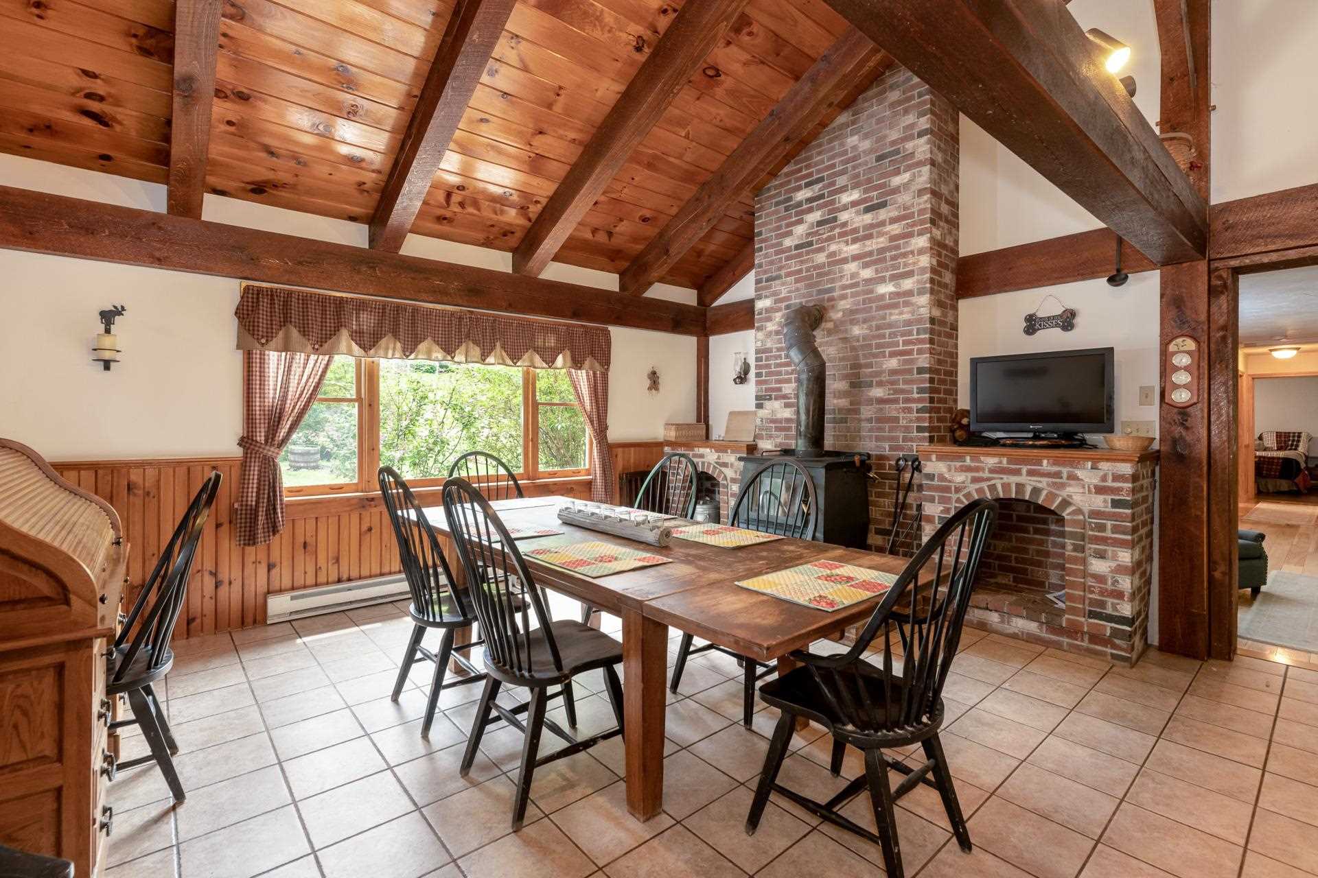 27 Hook Road Gilford, NH 03249 - Photo 8 of 30