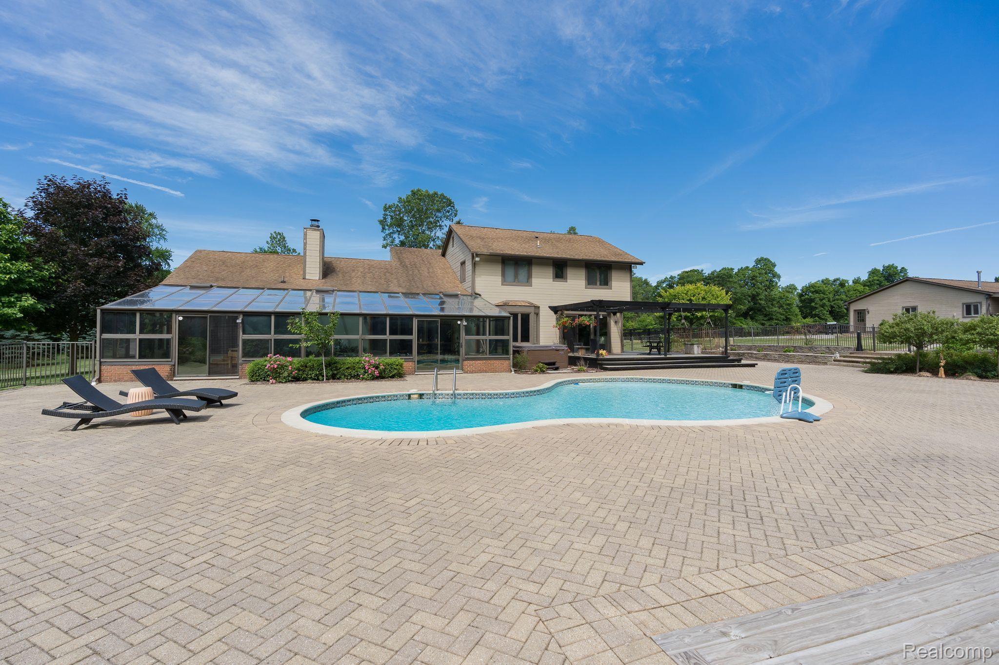 3965 Collins Road Oakland, MI 48363 - Photo 45 of 63 Gallery Image 45