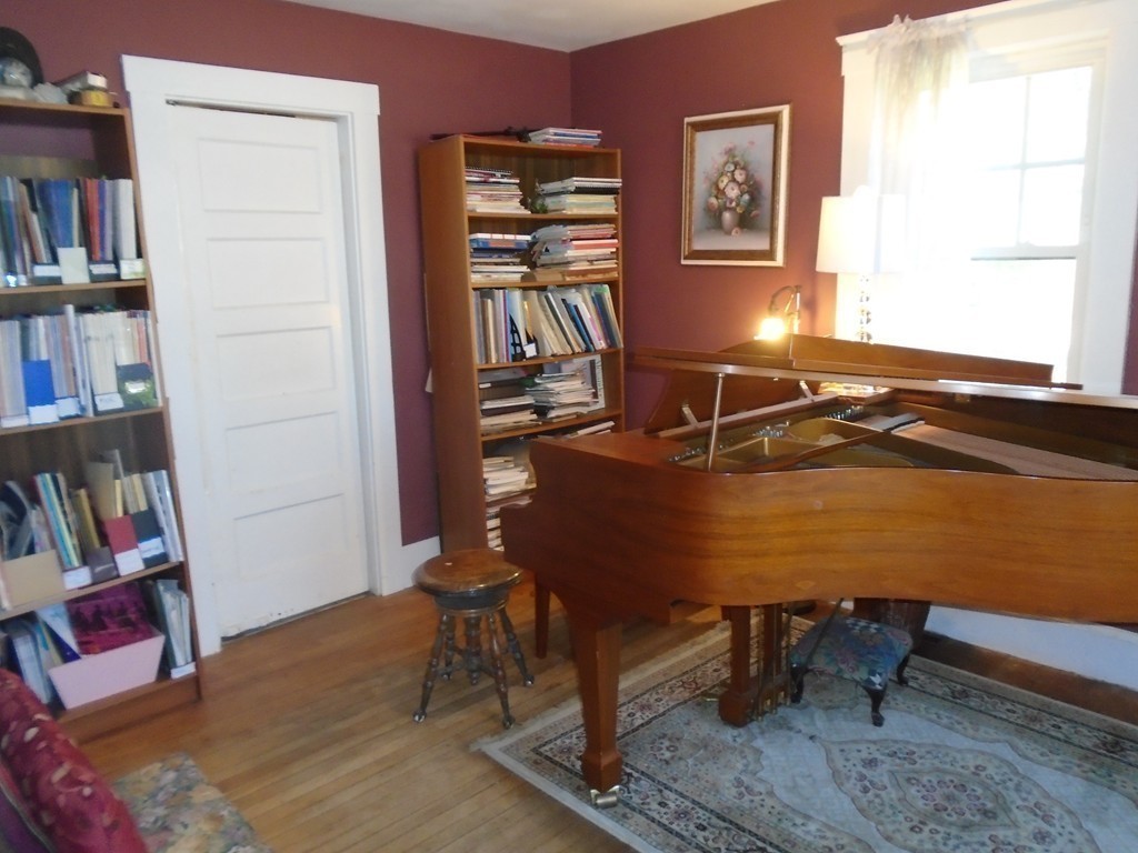 61 Maple Street Middleton, MA 01949 - Photo 13 of 20 Gallery Image 13