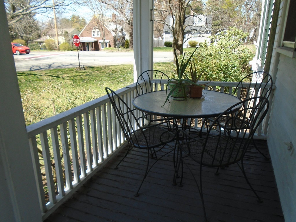 61 Maple Street Middleton, MA 01949 - Photo 6 of 20 Gallery Image 6