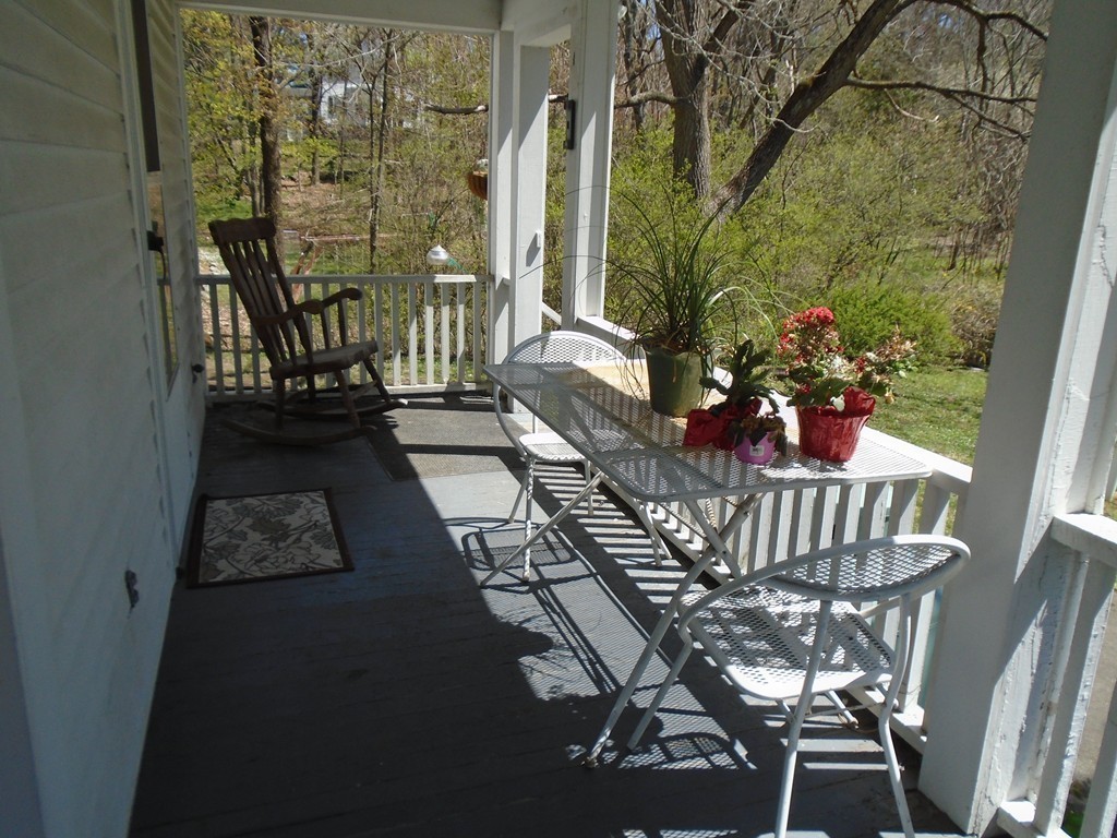 61 Maple Street Middleton, MA 01949 - Photo 7 of 20 Gallery Image 7