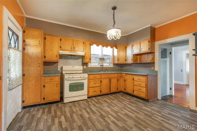 $107,500 | 709 Mayo Street, Carlinville, IL 62626