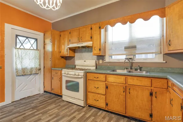 $107,500 | 709 Mayo Street, Carlinville, IL 62626