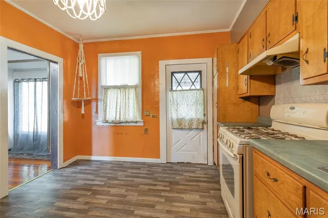 $107,500 | 709 Mayo Street, Carlinville, IL 62626