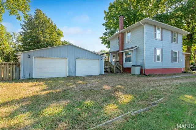 $107,500 | 709 Mayo Street, Carlinville, IL 62626