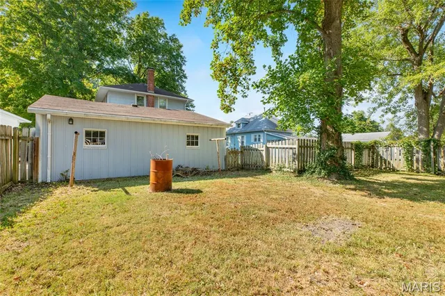 $107,500 | 709 Mayo Street, Carlinville, IL 62626