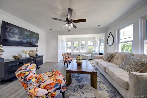 $4,200 | 16 Roosevelt Avenue, Unit 14, Hicksville, NY 11801