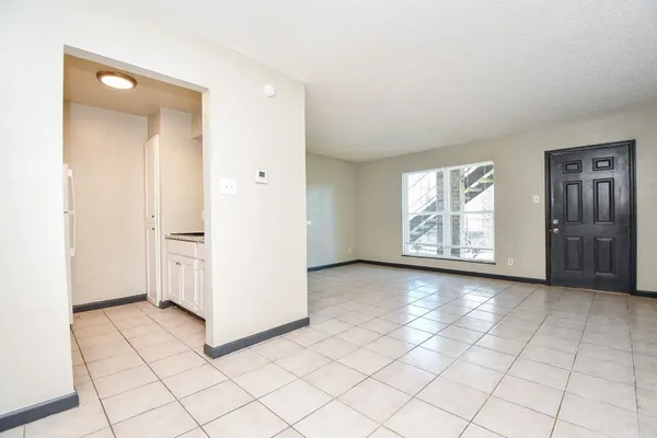 $1,000 | 7902 Prestwood Drive, Unit 1, Houston, TX 77036