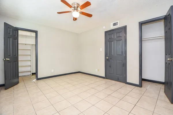 $1,000 | 7902 Prestwood Drive, Unit 1, Houston, TX 77036