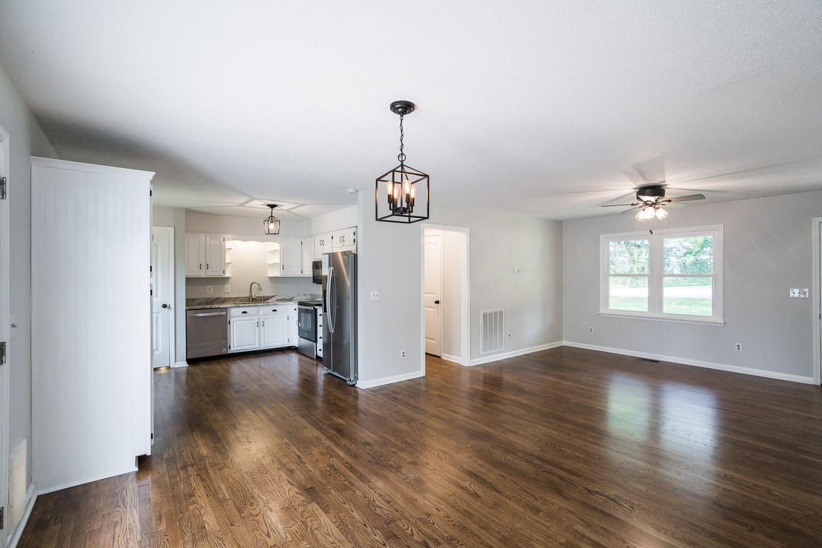2600 Hinton Road Clarksville, TN 37043 - Photo 11 of 35 Gallery Image 11