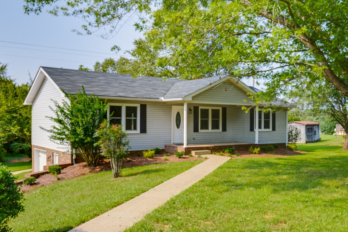 2600 Hinton Road Clarksville, TN 37043 - Photo 3 of 35 Gallery Image 3