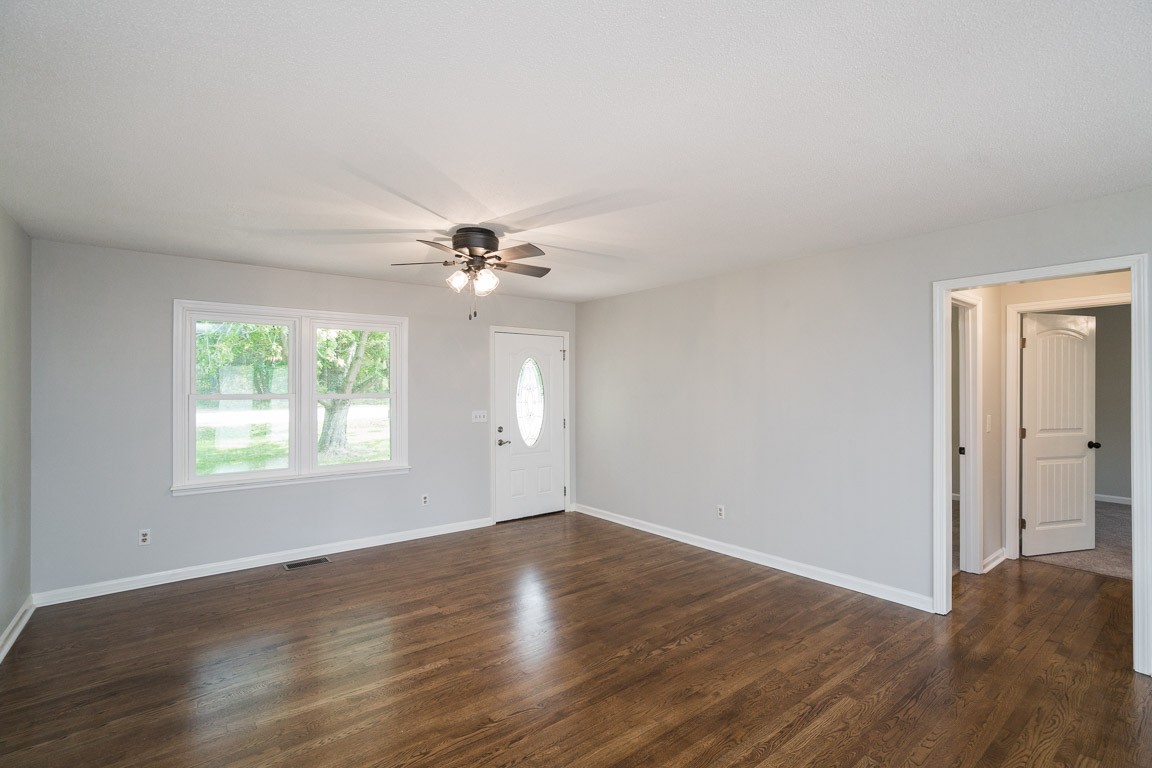 2600 Hinton Road Clarksville, TN 37043 - Photo 7 of 35 Gallery Image 7