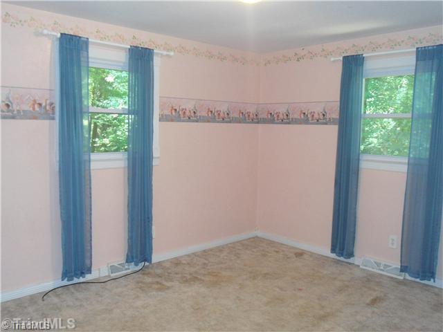 600 Alpine Road Winston-Salem, NC 27104 - Photo 8 of 15 2nd Bedroom.
