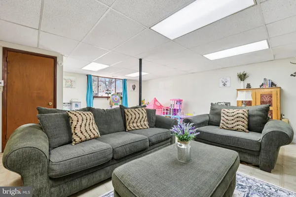 $340,000 | 2438 Ebbvale Road, Manchester, MD 21102