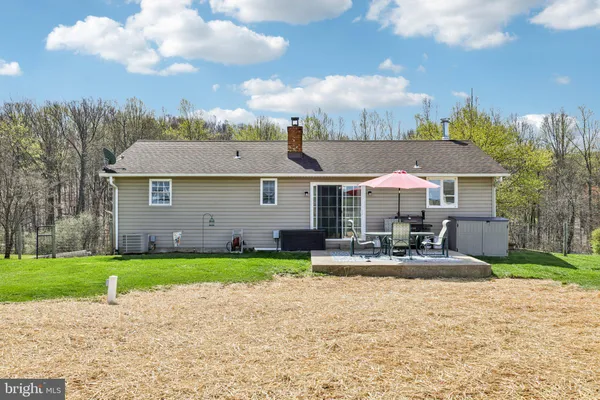 $340,000 | 2438 Ebbvale Road, Manchester, MD 21102