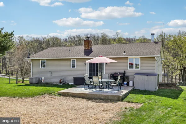 $340,000 | 2438 Ebbvale Road, Manchester, MD 21102