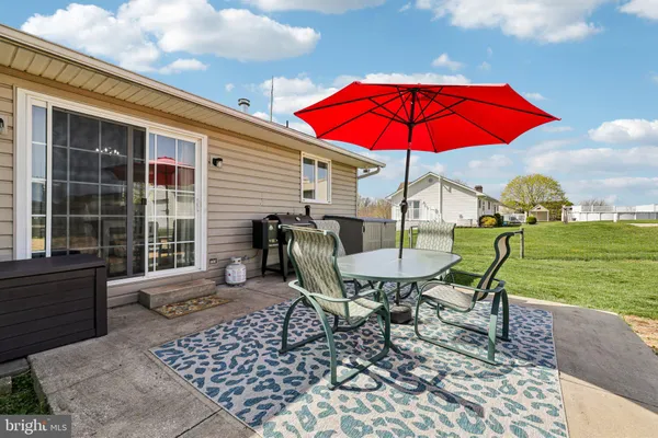 $340,000 | 2438 Ebbvale Road, Manchester, MD 21102