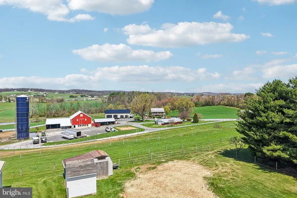 $340,000 | 2438 Ebbvale Road, Manchester, MD 21102