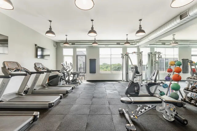 $2,422 | 101 West Liberty Street, Unit 104, Barrington, IL 60010