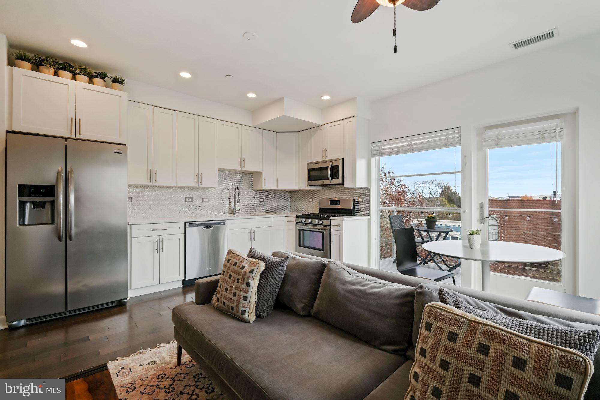 401 15th Street Southeast, Unit 403 Washington, DC 20003 - Photo 12 of 31 Tour Photo