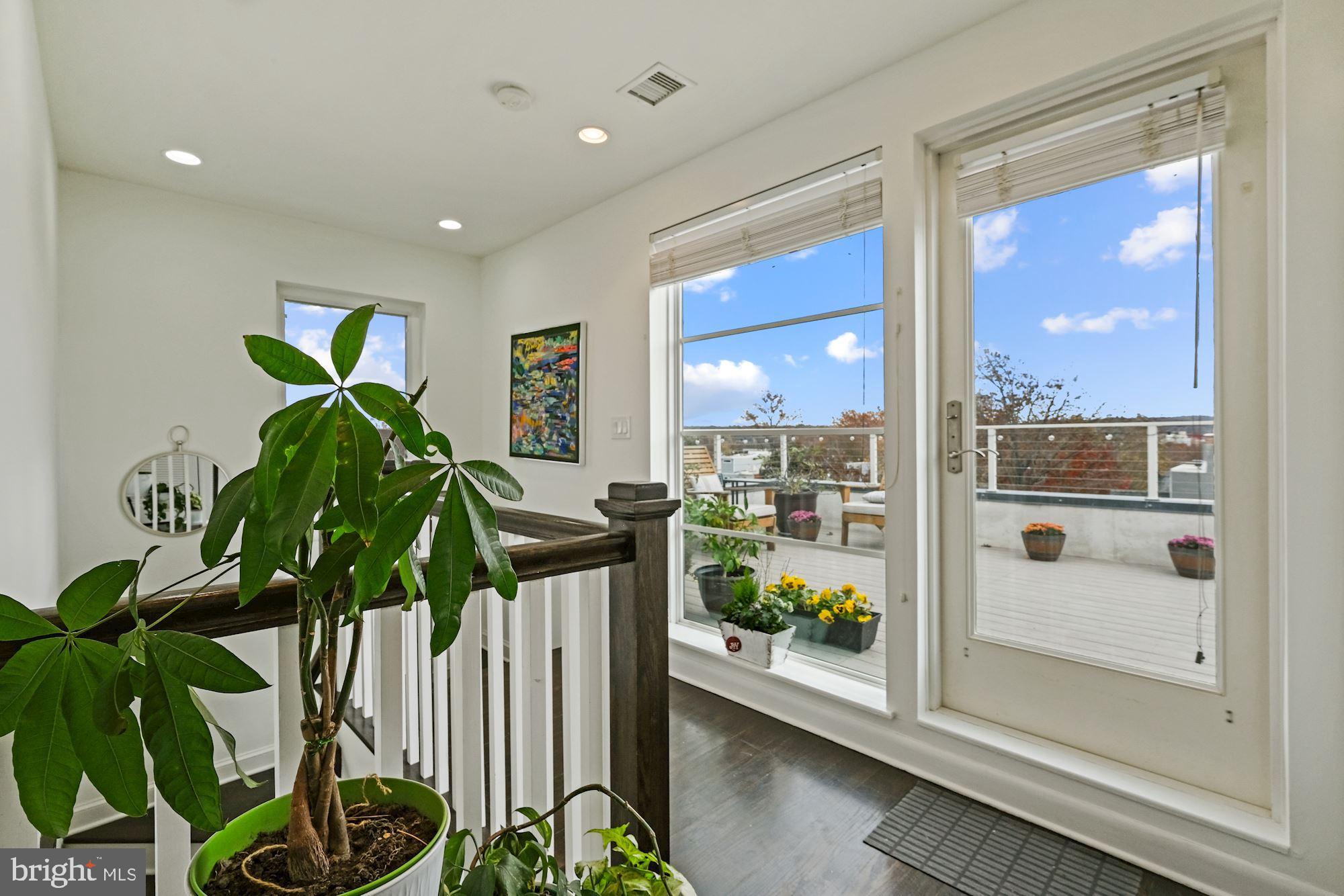 401 15th Street Southeast, Unit 403 Washington, DC 20003 - Photo 23 of 31 Access to Roof Deck