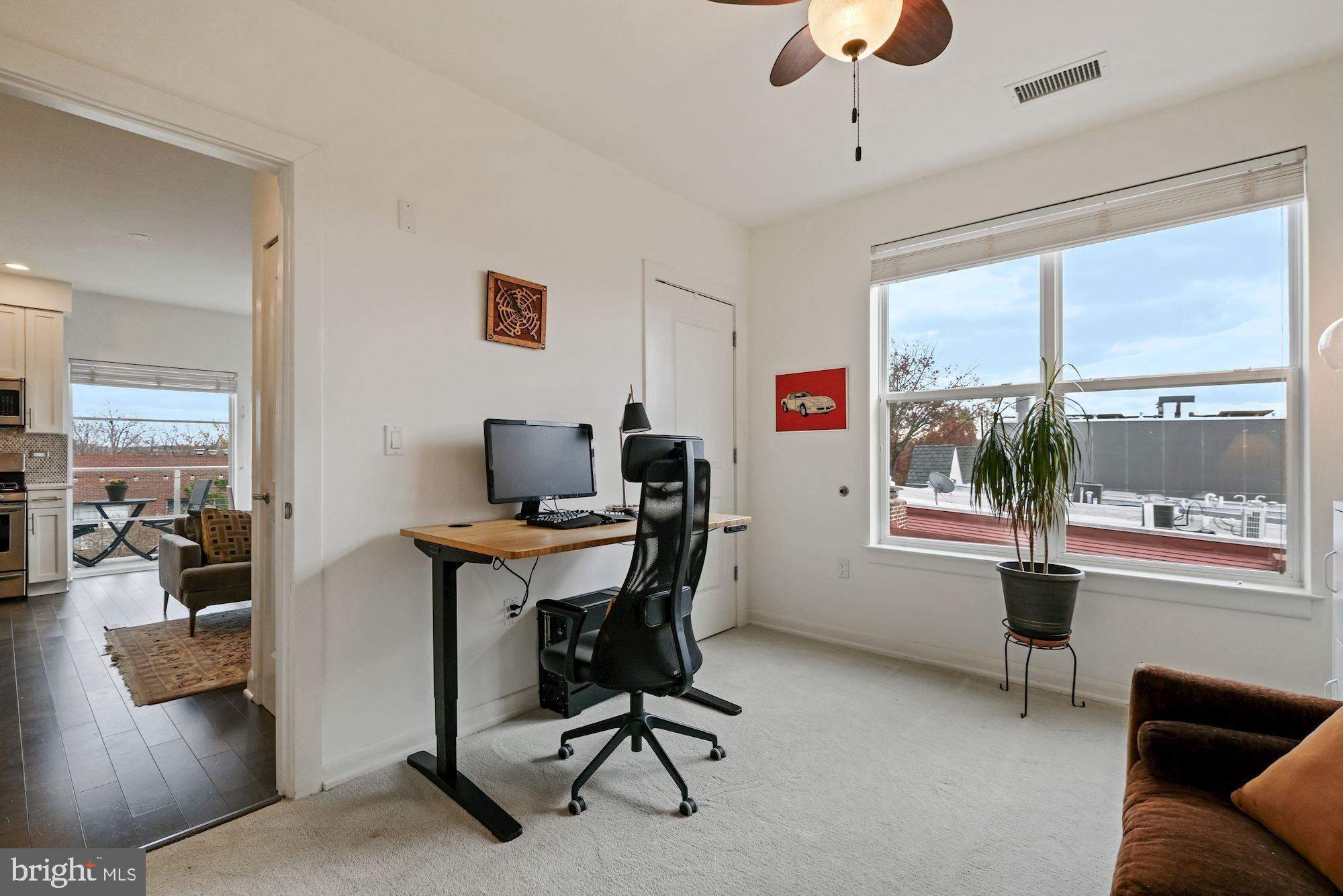 401 15th Street Southeast, Unit 403 Washington, DC 20003 - Photo 27 of 31 Second Bedroom/Den/Home Office