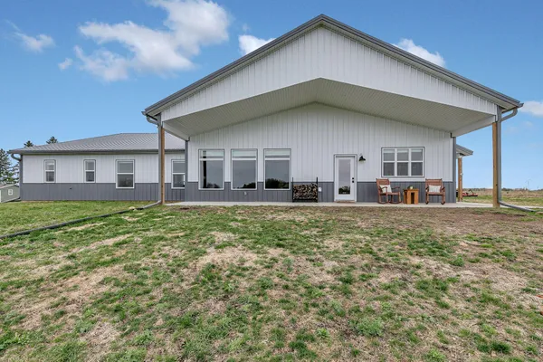 $775,000 | 2927 90th Avenue Northeast, Sauk Rapids, MN 56379