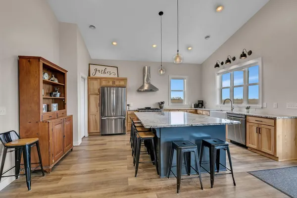 $775,000 | 2927 90th Avenue Northeast, Sauk Rapids, MN 56379