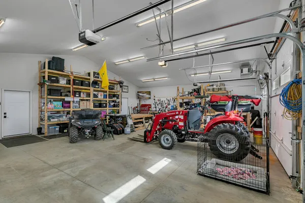 $775,000 | 2927 90th Avenue Northeast, Sauk Rapids, MN 56379