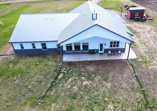 $775,000 | 2927 90th Avenue Northeast, Sauk Rapids, MN 56379
